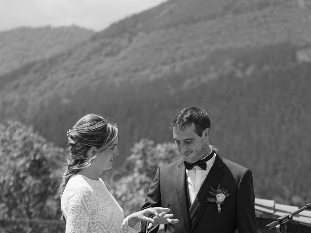 La boda de Jon y Alba en Bilbao, Vizcaya 262