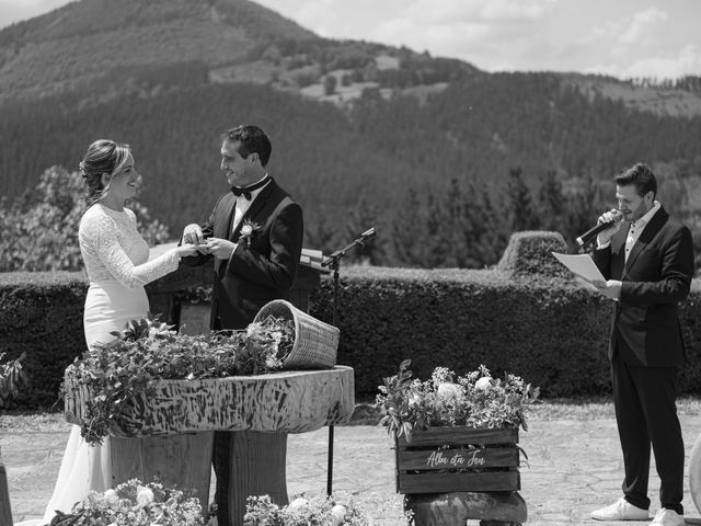 La boda de Jon y Alba en Bilbao, Vizcaya 280