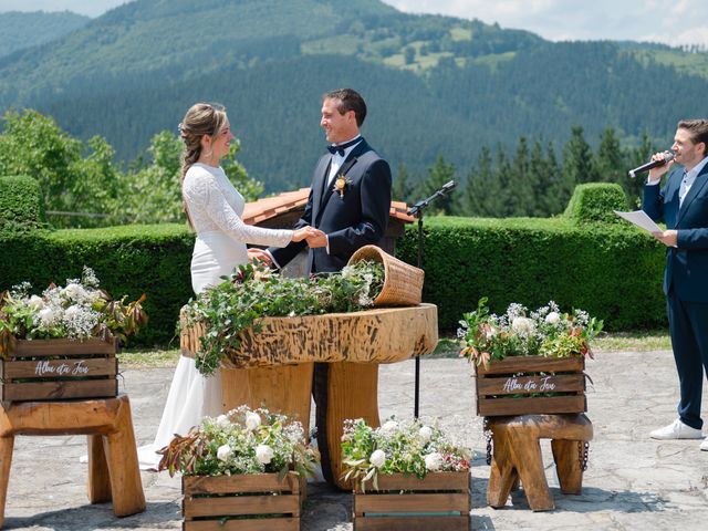 La boda de Jon y Alba en Bilbao, Vizcaya 282