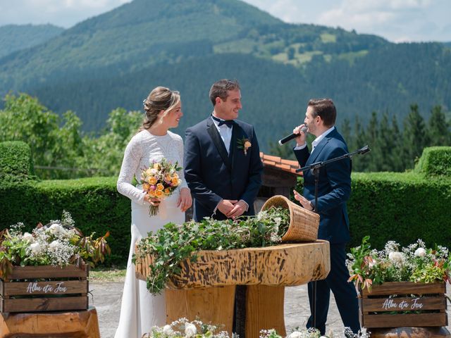 La boda de Jon y Alba en Bilbao, Vizcaya 292