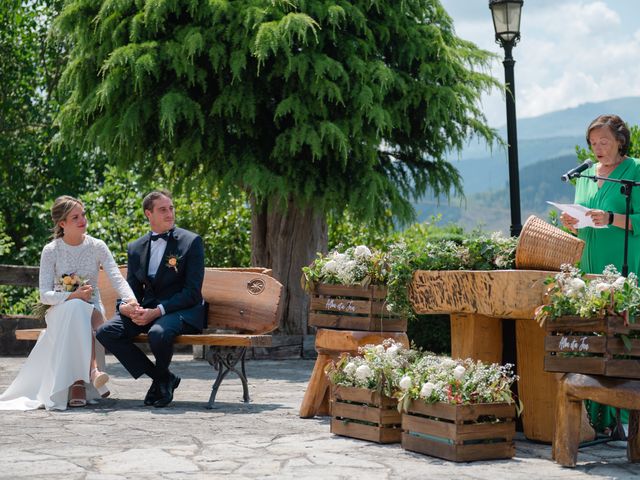 La boda de Jon y Alba en Bilbao, Vizcaya 314