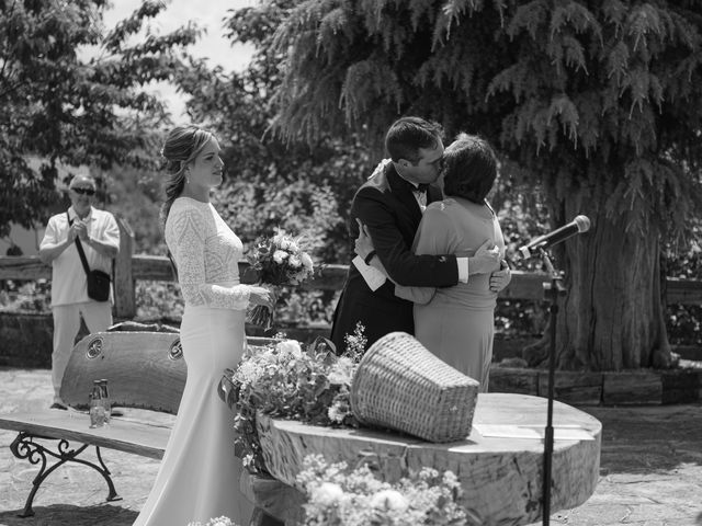 La boda de Jon y Alba en Bilbao, Vizcaya 323