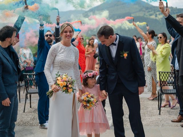 La boda de Jon y Alba en Bilbao, Vizcaya 354