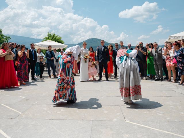 La boda de Jon y Alba en Bilbao, Vizcaya 374