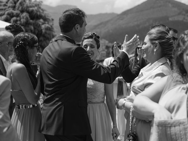 La boda de Jon y Alba en Bilbao, Vizcaya 412