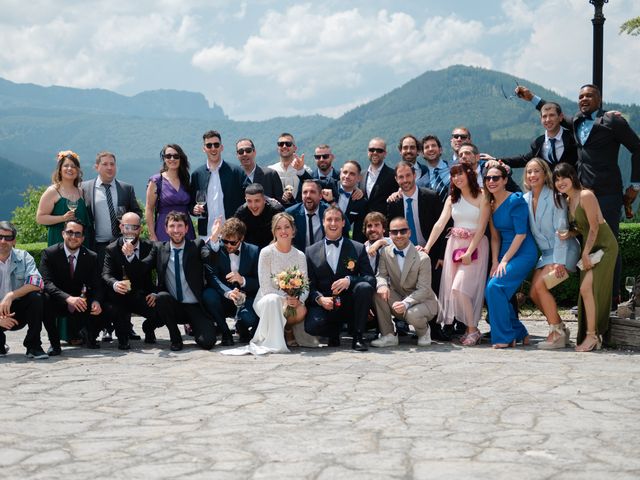 La boda de Jon y Alba en Bilbao, Vizcaya 450