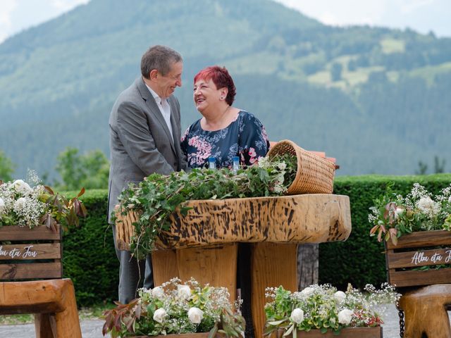 La boda de Jon y Alba en Bilbao, Vizcaya 476