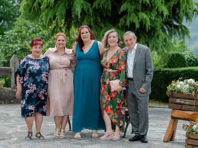 La boda de Jon y Alba en Bilbao, Vizcaya 481