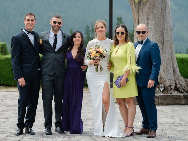 La boda de Jon y Alba en Bilbao, Vizcaya 483