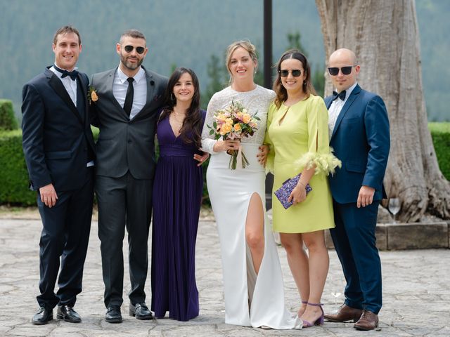 La boda de Jon y Alba en Bilbao, Vizcaya 484