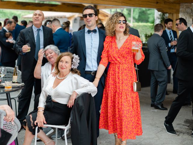 La boda de Jon y Alba en Bilbao, Vizcaya 519