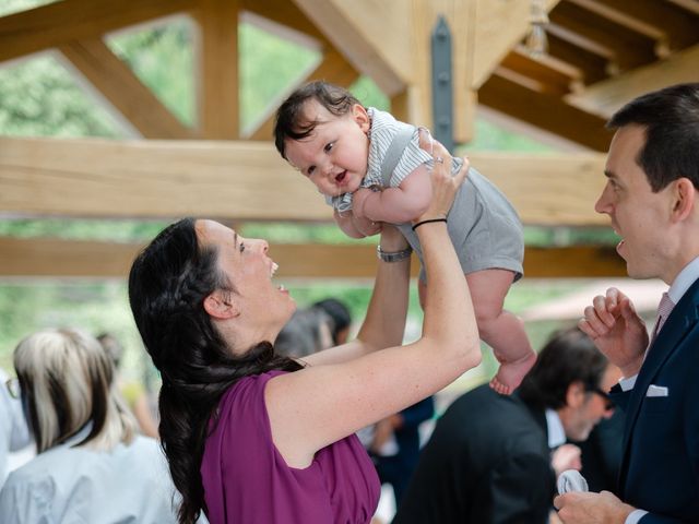 La boda de Jon y Alba en Bilbao, Vizcaya 533