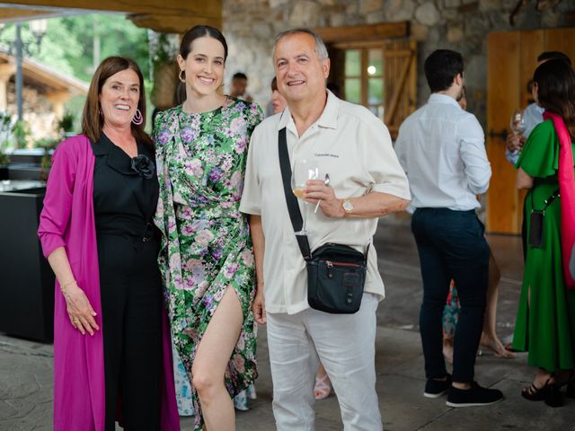 La boda de Jon y Alba en Bilbao, Vizcaya 538