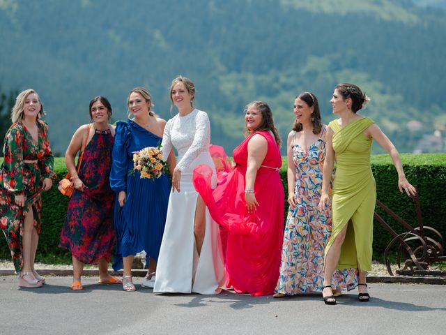 La boda de Jon y Alba en Bilbao, Vizcaya 612