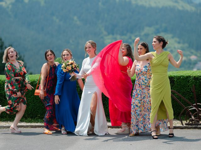 La boda de Jon y Alba en Bilbao, Vizcaya 614