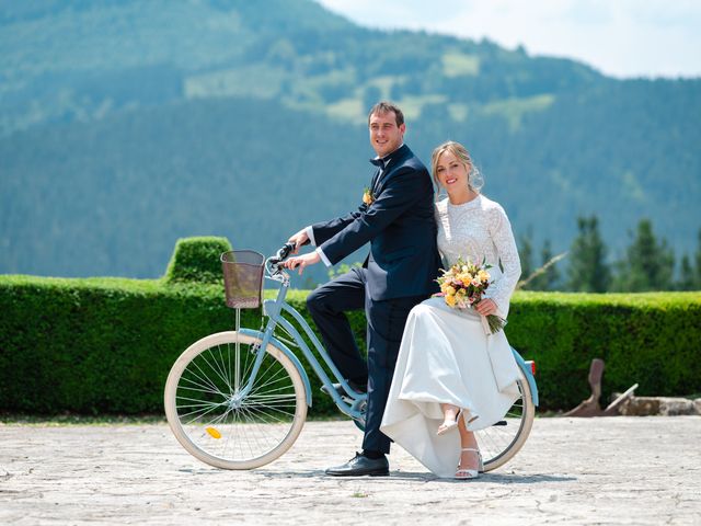 La boda de Jon y Alba en Bilbao, Vizcaya 618