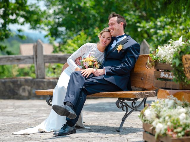 La boda de Jon y Alba en Bilbao, Vizcaya 636