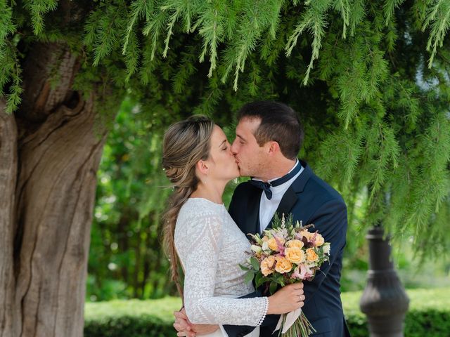 La boda de Jon y Alba en Bilbao, Vizcaya 638