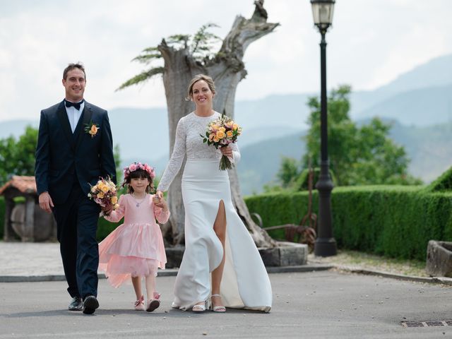 La boda de Jon y Alba en Bilbao, Vizcaya 652