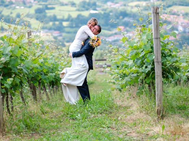 La boda de Jon y Alba en Bilbao, Vizcaya 676