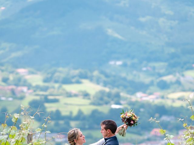 La boda de Jon y Alba en Bilbao, Vizcaya 678