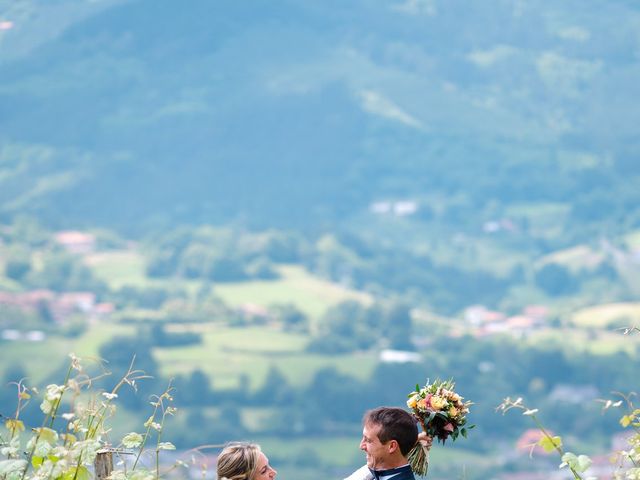 La boda de Jon y Alba en Bilbao, Vizcaya 680