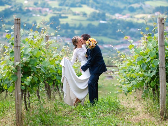 La boda de Jon y Alba en Bilbao, Vizcaya 683