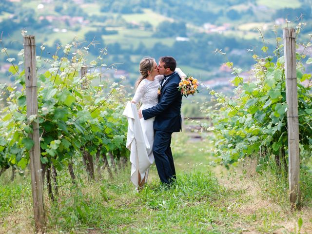 La boda de Jon y Alba en Bilbao, Vizcaya 687