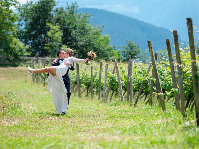 La boda de Jon y Alba en Bilbao, Vizcaya 690