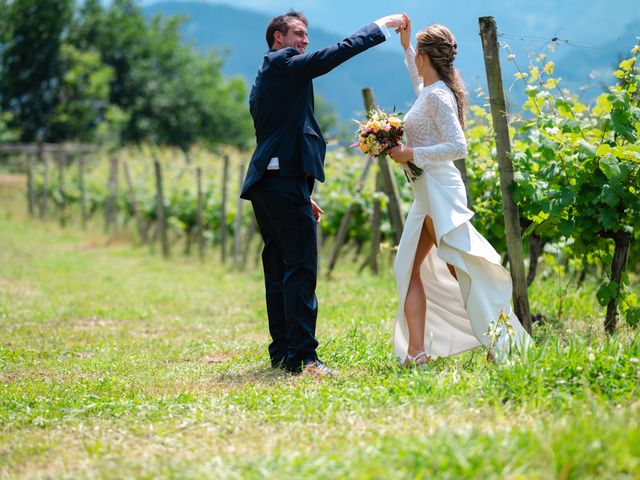 La boda de Jon y Alba en Bilbao, Vizcaya 700