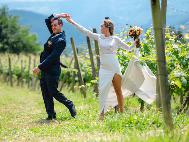 La boda de Jon y Alba en Bilbao, Vizcaya 703