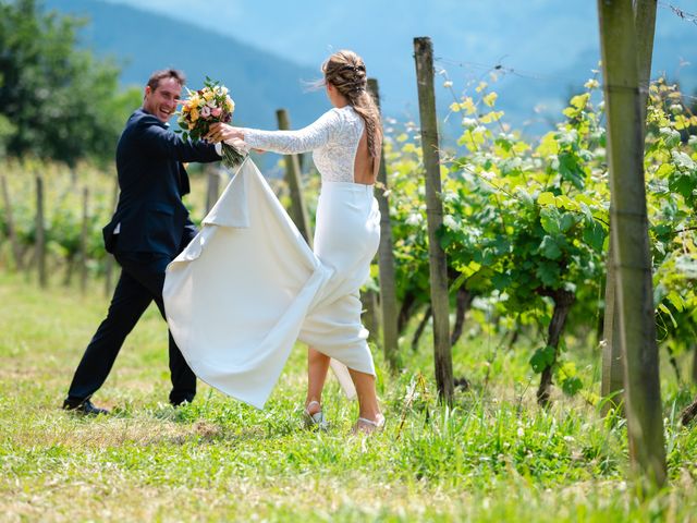 La boda de Jon y Alba en Bilbao, Vizcaya 706