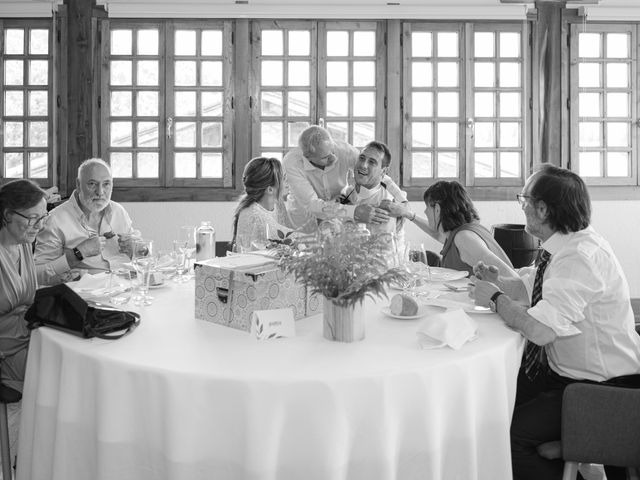 La boda de Jon y Alba en Bilbao, Vizcaya 813