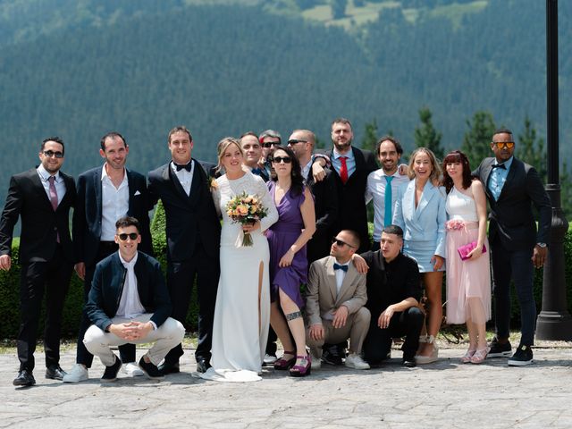 La boda de Jon y Alba en Bilbao, Vizcaya 824