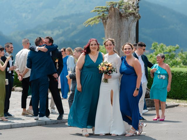 La boda de Jon y Alba en Bilbao, Vizcaya 838