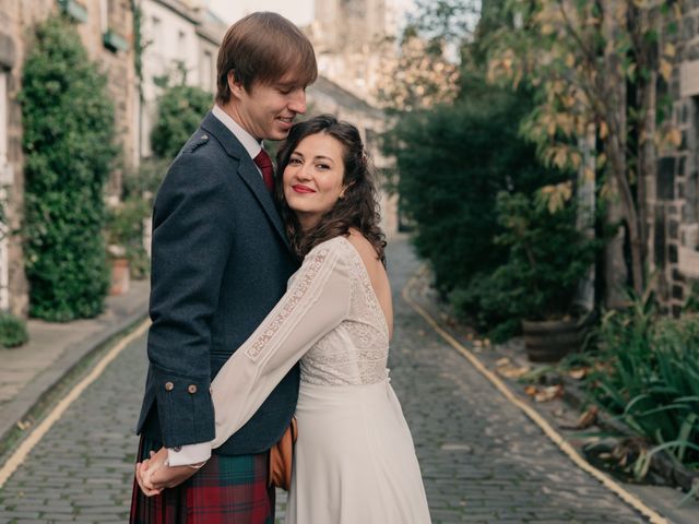 La boda de Lour y Jonny en Pozuelo De Calatrava, Ciudad Real 223