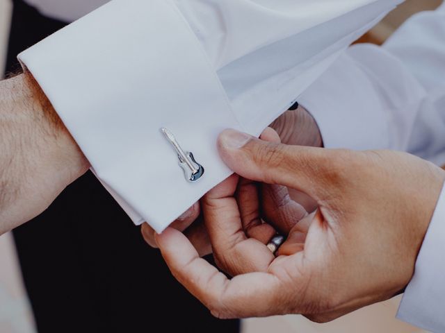 La boda de Fernando y Maripily en San Sebastian De Los Reyes, Madrid 11