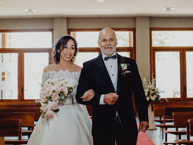 La boda de Fernando y Maripily en San Sebastian De Los Reyes, Madrid 117