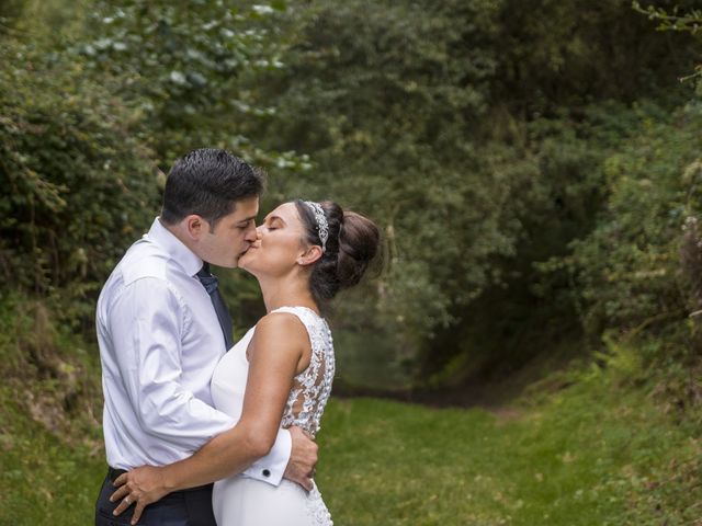 La boda de Josu y Miren en Loiu, Vizcaya 31