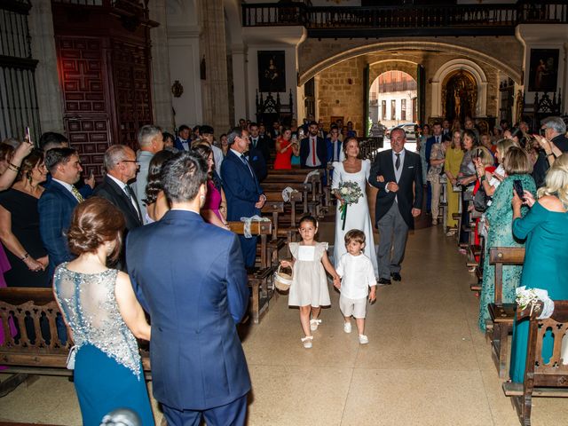 La boda de Víctor y Isabel en Valladolid, Valladolid 24