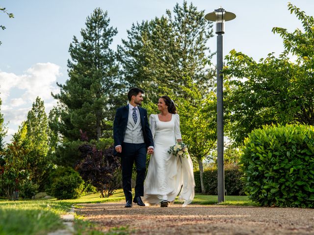 La boda de Víctor y Isabel en Valladolid, Valladolid 41