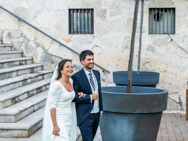 La boda de Víctor y Isabel en Valladolid, Valladolid 44