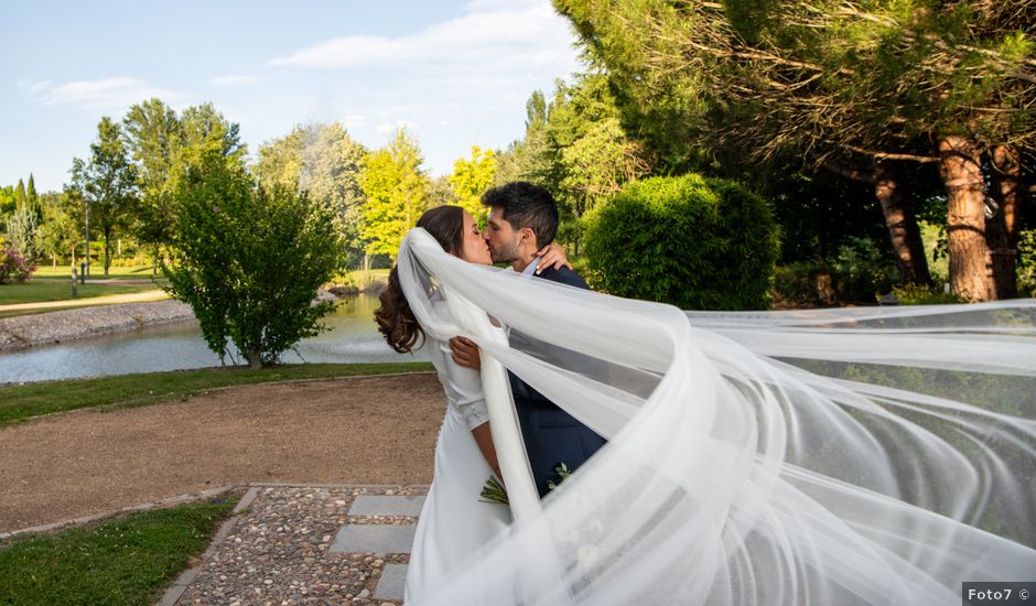 La boda de Víctor y Isabel en Valladolid, Valladolid