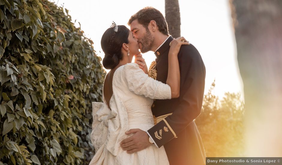La boda de Reyes y José María en Espartinas, Sevilla
