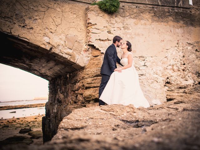 La boda de Juan y Mercedes en Chiclana De La Frontera, Cádiz 45