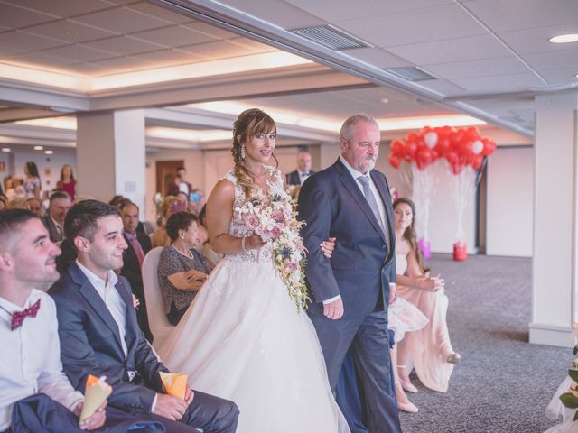 La boda de Abraham y Naiara en Donostia-San Sebastián, Guipúzcoa 17