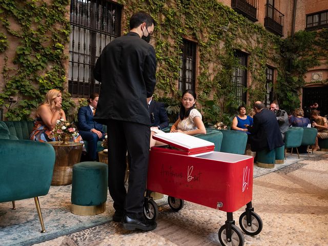 La boda de Matt y Isabel en Sevilla, Sevilla 27