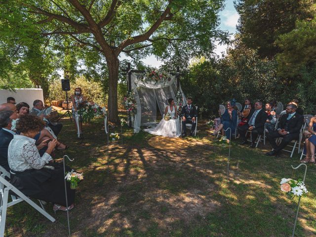 La boda de Santi y Helena en Ribarroja del Turia, Valencia 1