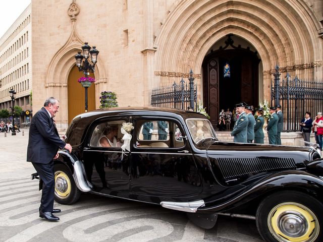 La boda de Dumitru y Azahara en Castelló/castellón De La Plana, Castellón 20