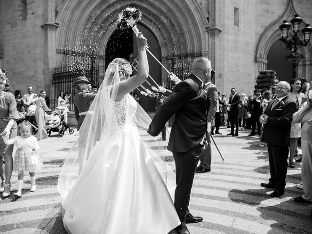 La boda de Dumitru y Azahara en Castelló/castellón De La Plana, Castellón 34